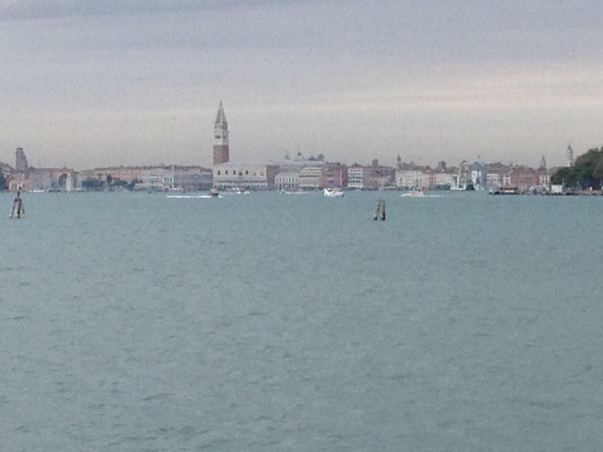 Via Cipro 16 Apartment Lido di Venezia Luaran gambar